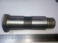 Ось стержня буксирного прибора