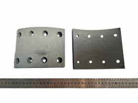 Накладка тормозная передняя сверлённая