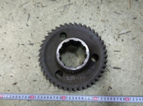 Шестерня ведомая промежуточного вала делителя ЯМЗ Z=42
