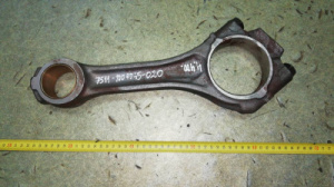 Шатун в сб. (прямая втулка)