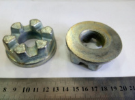 Гайка М30 поворотного кулака корончатая