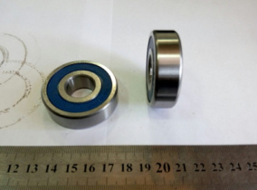 Подшипник 303 закр (6303 2RS)