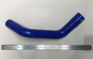 Патрубок радиатора верхний ЕВРО-4 (L-540 mm D1-41 mm /D2-36 mm) СИЛИКОН