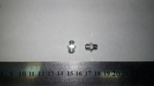 Масленка М8х1  прямая