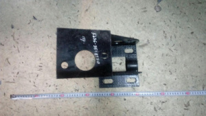 Кронштейн энергоаккумулятора правый