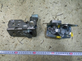 Замок дверей правый н/о