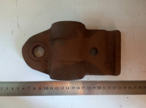 Ушко передней рессоры со втулкой