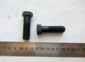 Болт крепления маховика(