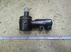 Наконечник рулевой тяги левый