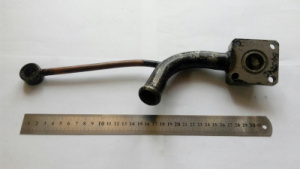 Фланец насоса ГУР с трубкой