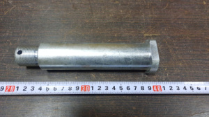 Ось (L=150, D=40)